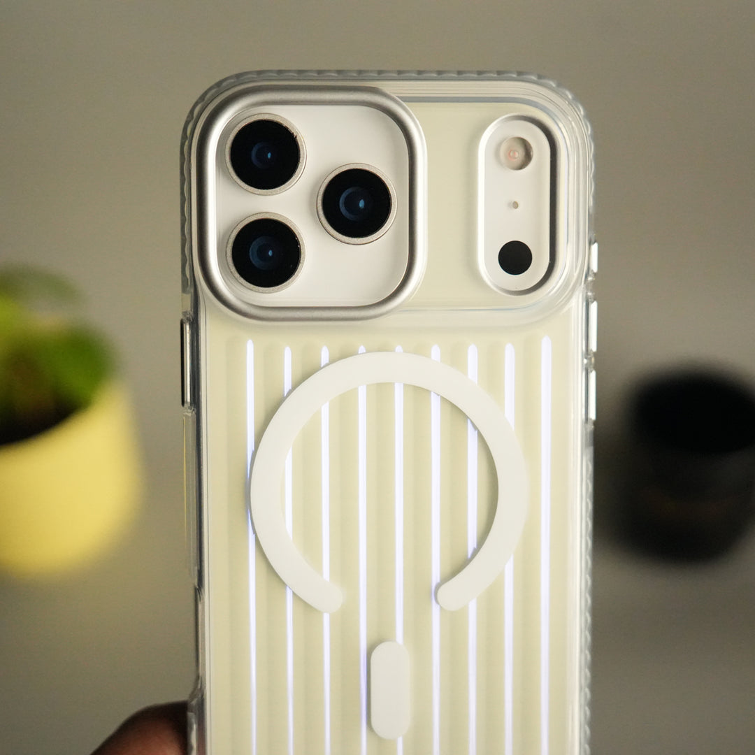 iPhone 17 Pro Transparent MagSafe Suitcase Design Case Back Cover