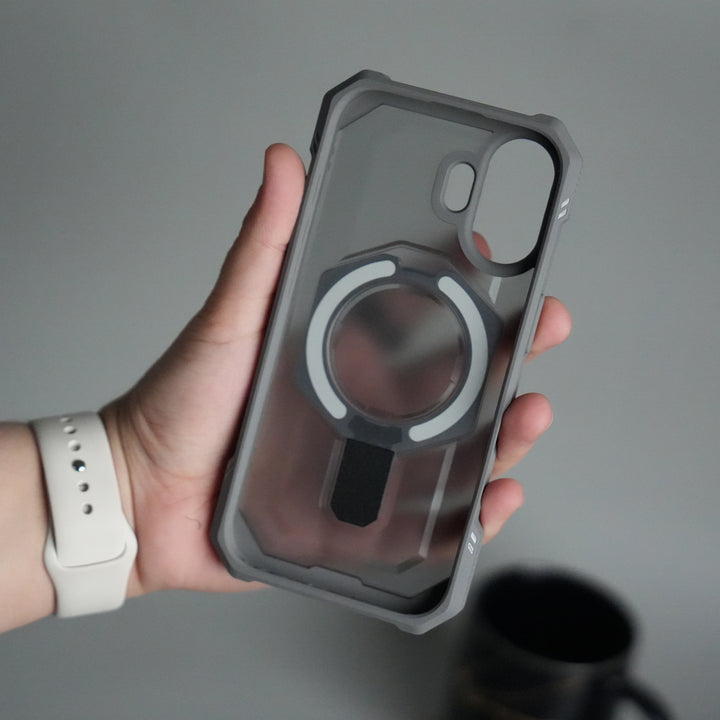 iPhone 17 – Rugged Armor MagSafe Case with Metal Kickstand