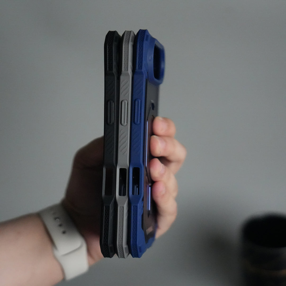 iPhone 17 – Rugged Armor MagSafe Case with Metal Kickstand