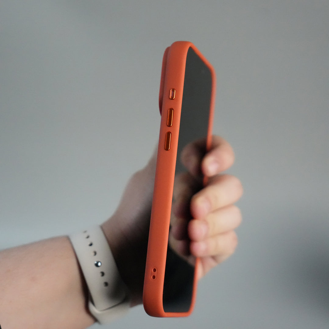 iPhone 17 Series Carbon Fiber Design MagSafe Cover