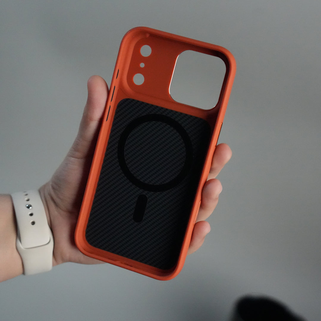iPhone 17 Series Carbon Fiber Design MagSafe Cover