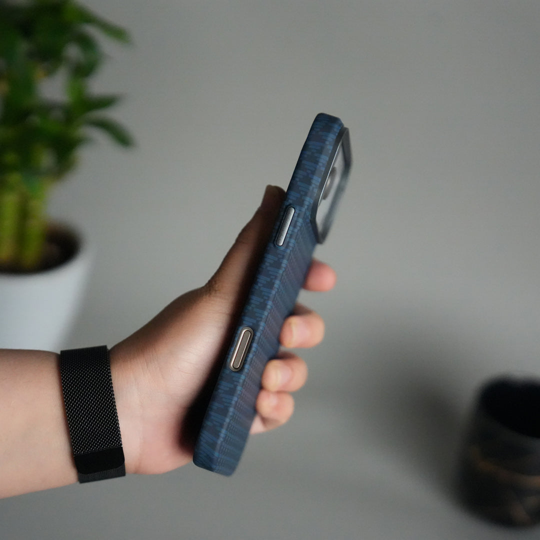 iPhone 17 Series Houndstooth Pattern Case | Slim Hard Back Cover | Matte Finish Protective Case with MagSafe