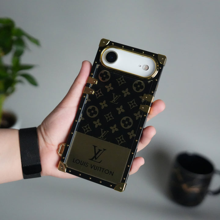 iPhone 17 Series Luxury Branded Trunk Case Cover With Chain