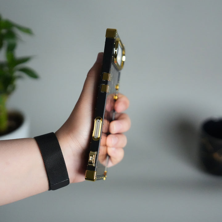 iPhone 17 Series Luxury Branded Trunk Case Cover With Chain