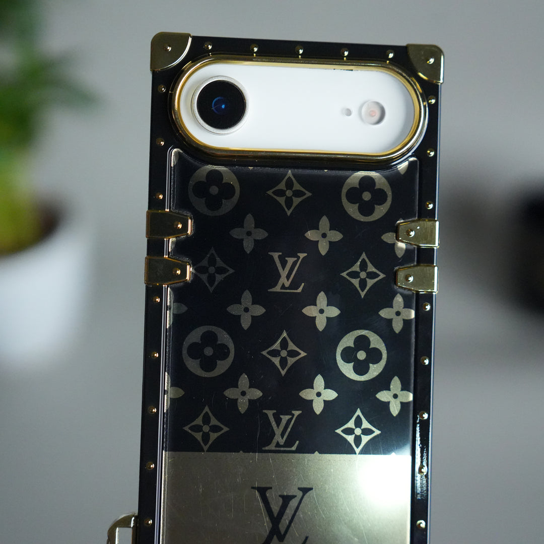 iPhone 17 Series Luxury Branded Trunk Case Cover With Chain