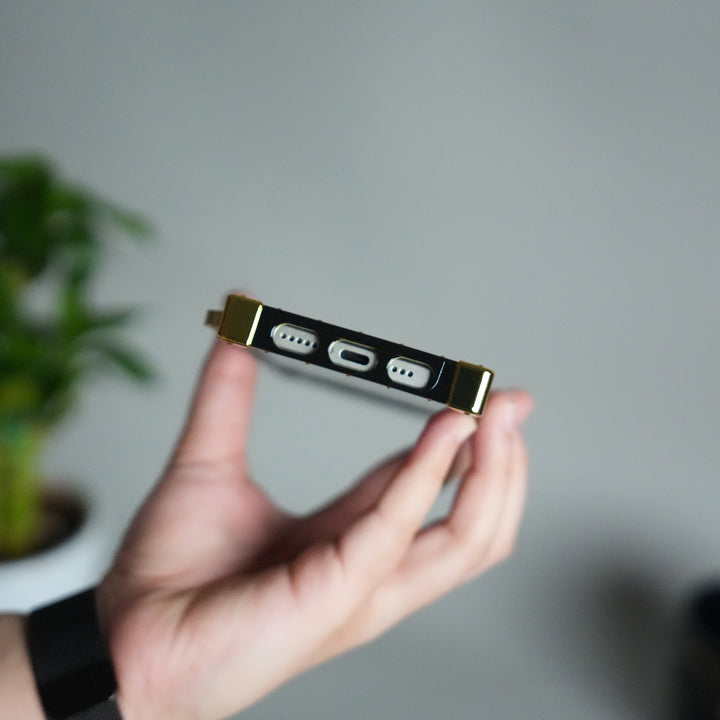 iPhone 17 Series Luxury Branded Trunk Case Cover With Chain