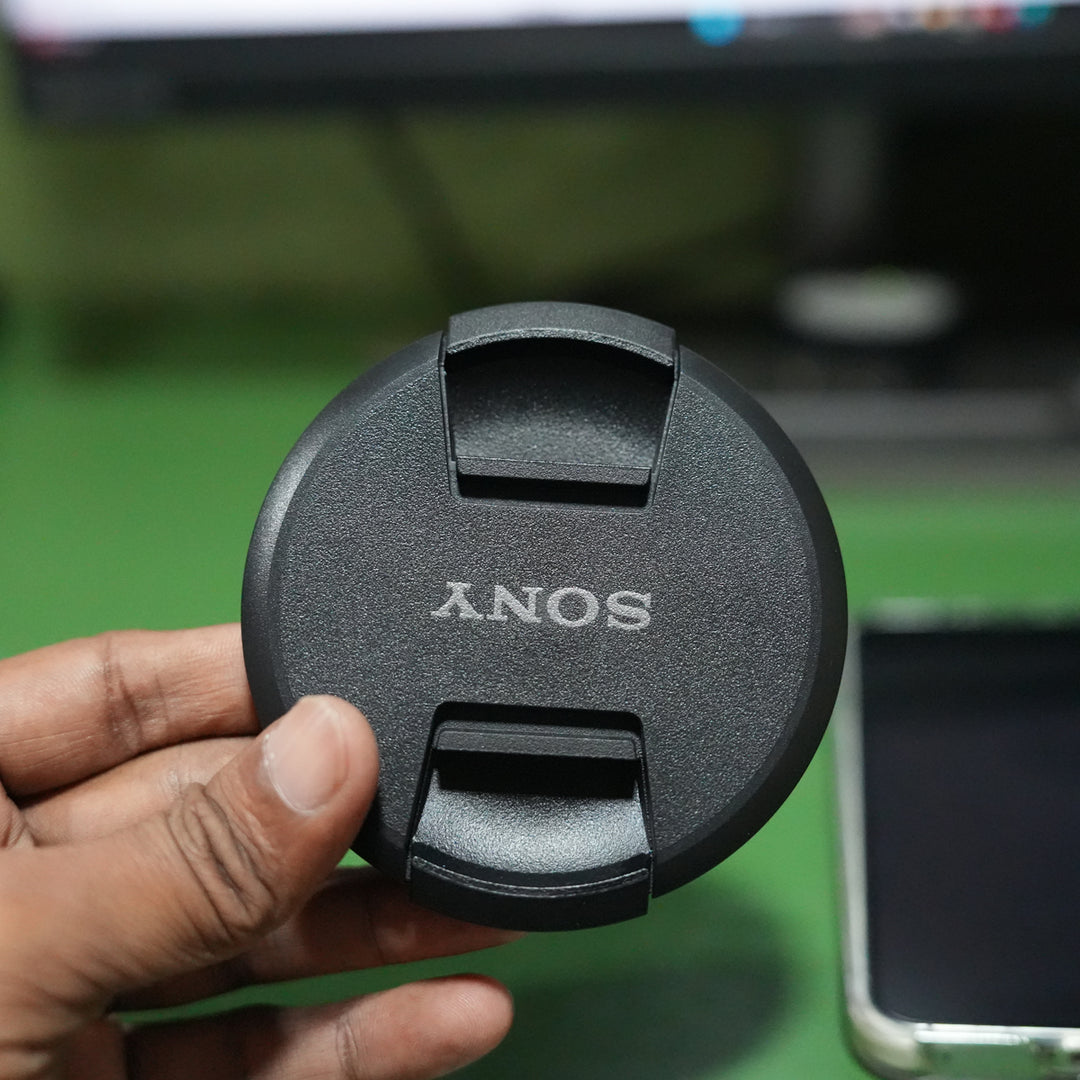 iPhone 17 Series Metal Camera Cap Stand Case Cover