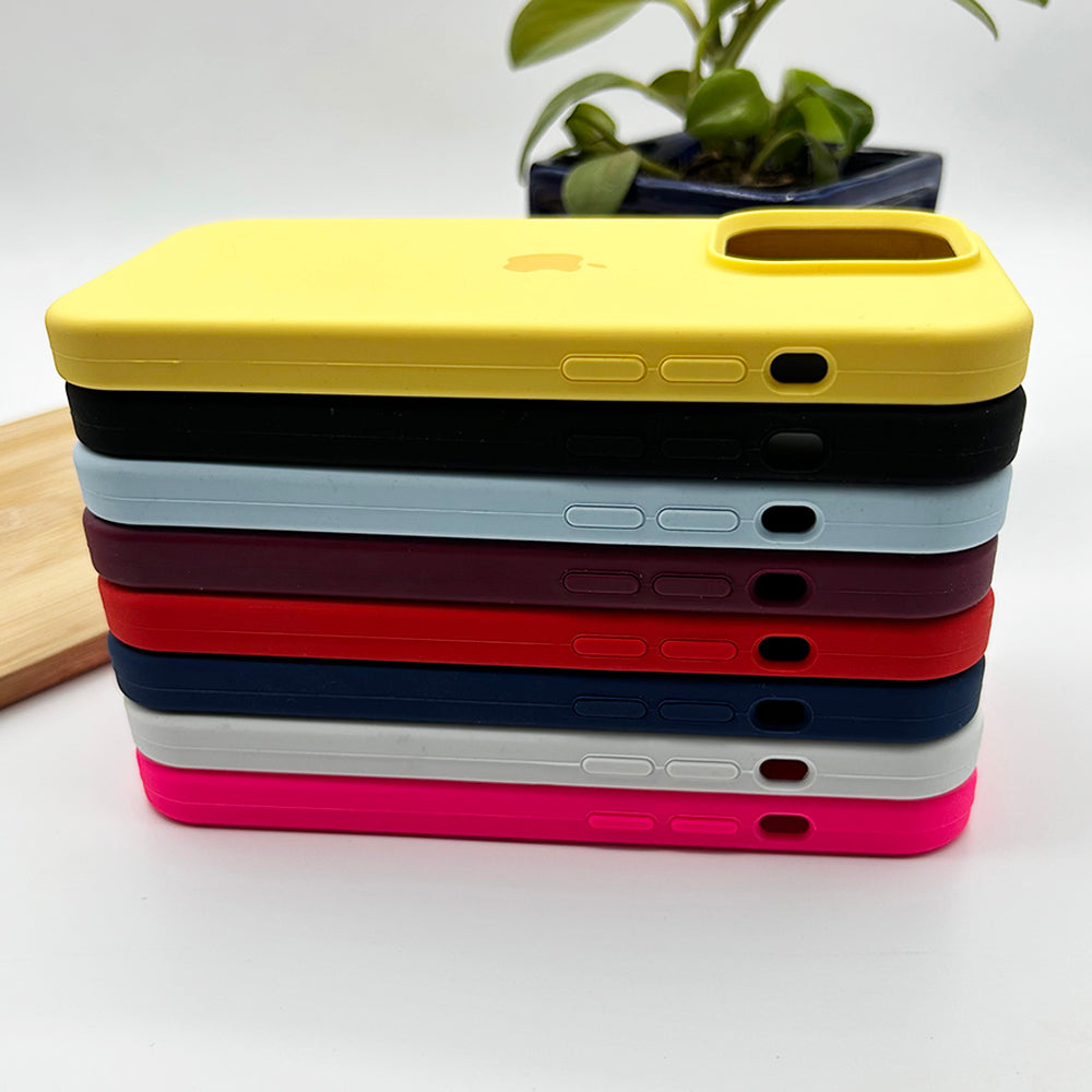 iPhone 15 Series Liquid Silicone Case Cover Yellow