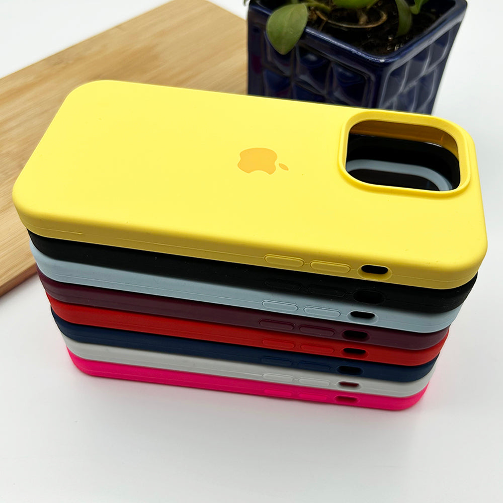 iPhone 15 Series Liquid Silicone Case Cover Yellow