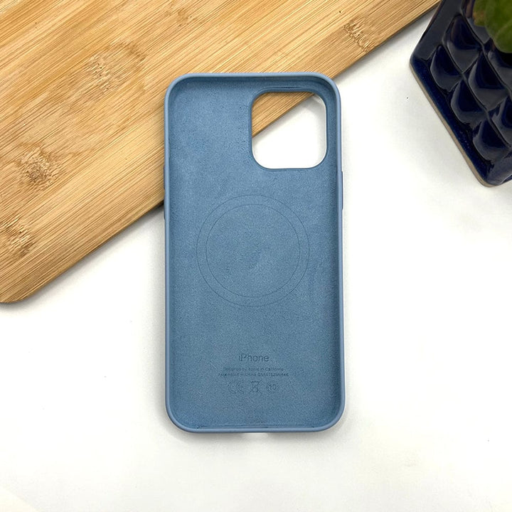 FRATO luxury Case iPhone Magsafe Silk Feel Silicone Case Cover ( Blue )